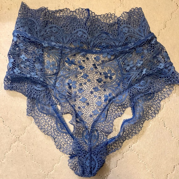 Sexy 2 piece lingerie S - Picture 3 of 5